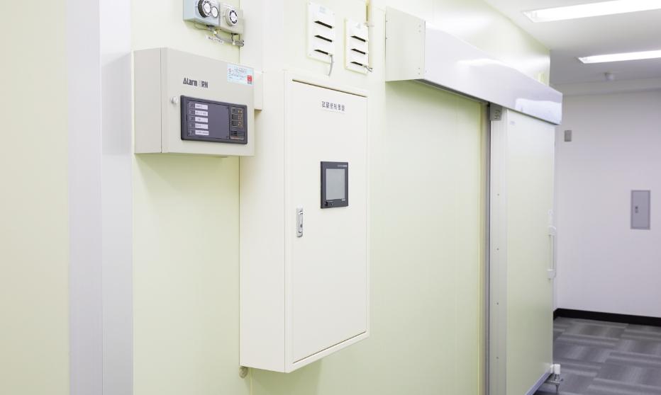 -10～50℃の恒温実験室様々な外気温を想定したバリデーションも可能